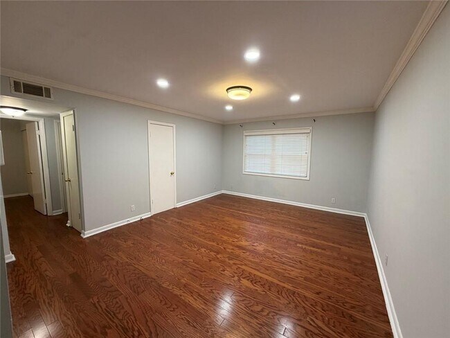 Photo - 789 Jordan Ln Unit 2