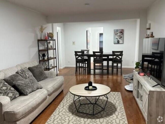 Building Photo - 1133 Midland Ave Unit 1K Rental