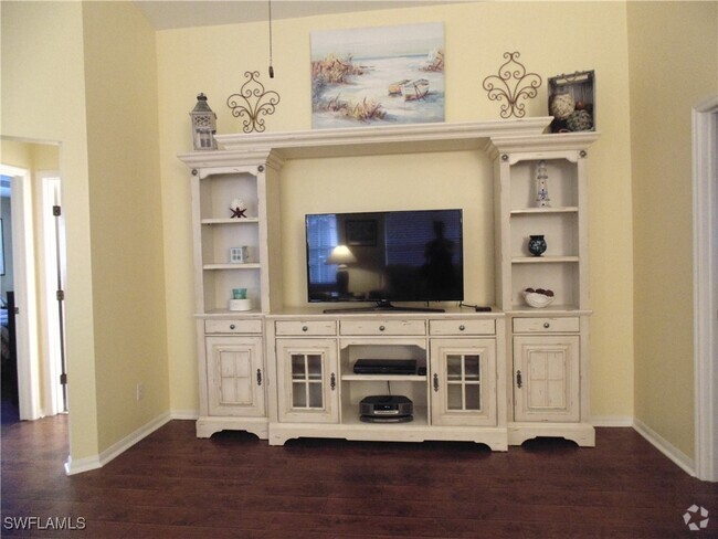 Building Photo - 1900 Corona Del Sire Dr Rental