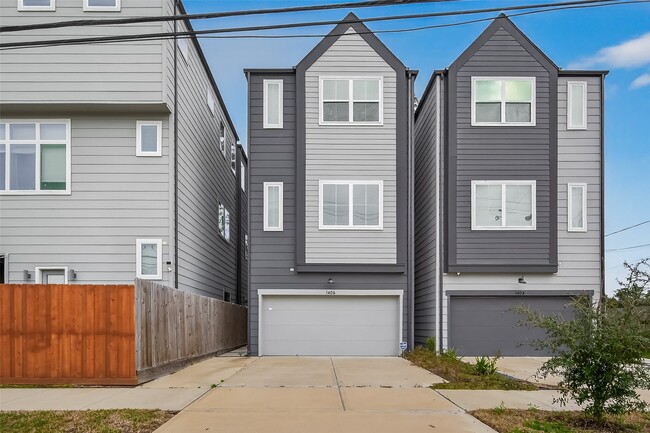 Photo - 1406 Mansfield St