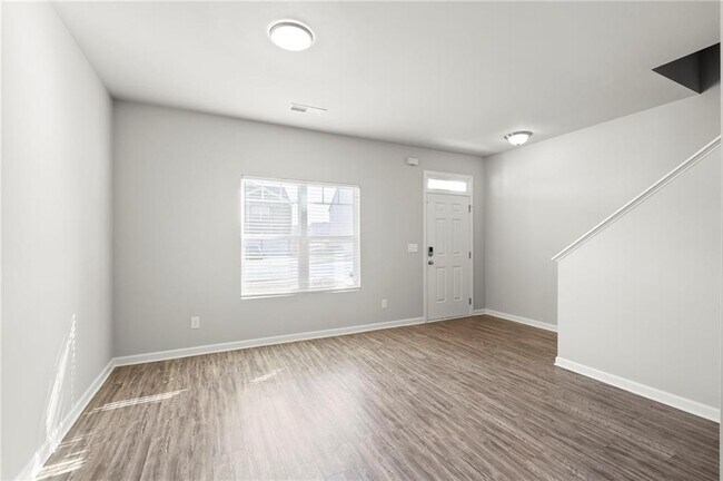 Photo - 3138 Cedar Crest Way