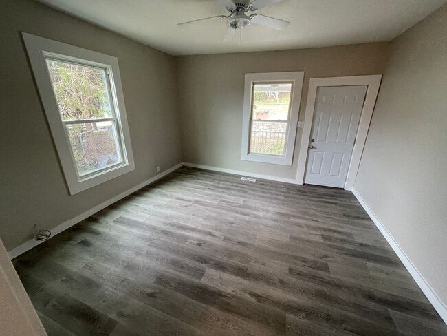 Photo - Price lowered! 2bd/1ba Renovated Home with Back Deck