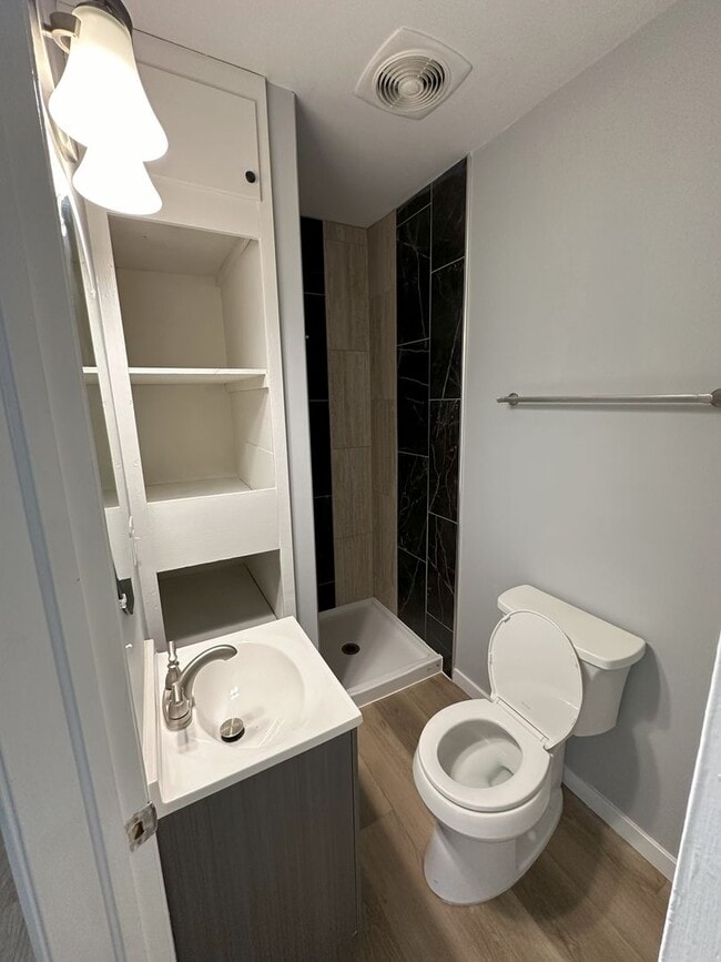 Photo - 2031 E Washington Ave Apartamento Unidad #3