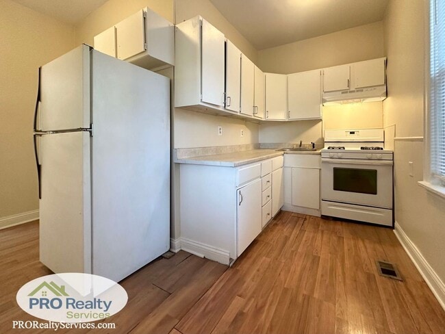 Photo - 3245 Cedar Ave S