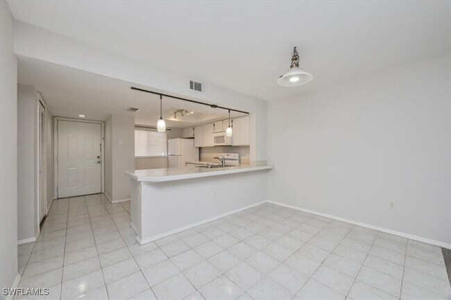 Photo - 2350 Naples Trace Cir Unit 6-608