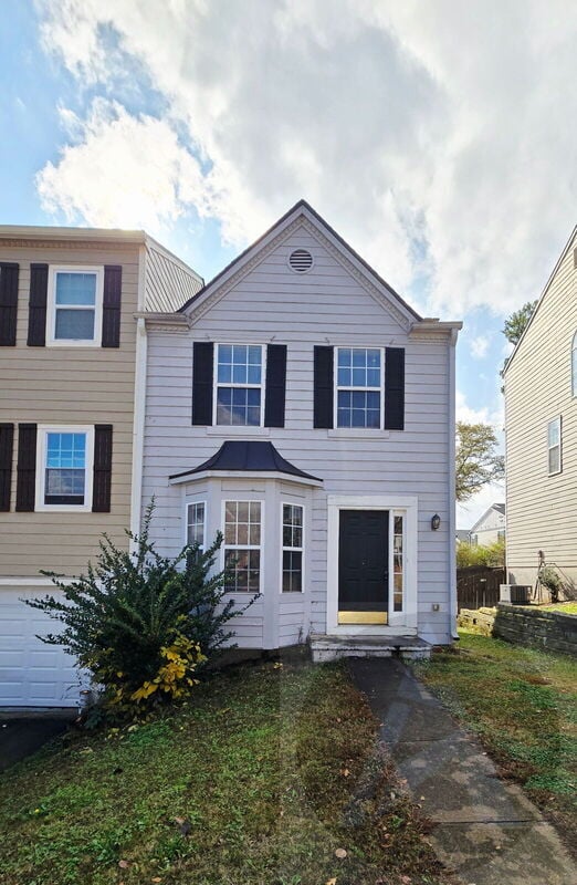 Photo - 1695 Barrington Overlook