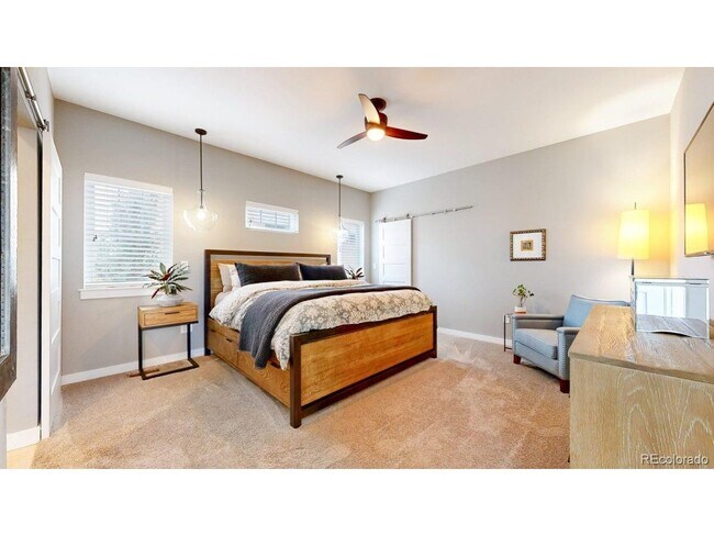 Photo - 726 N 6th St