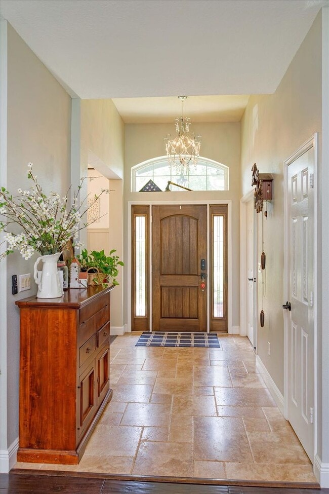 Photo - Beautifully Updated 4-Bedroom Pool Home in Winding Hollow