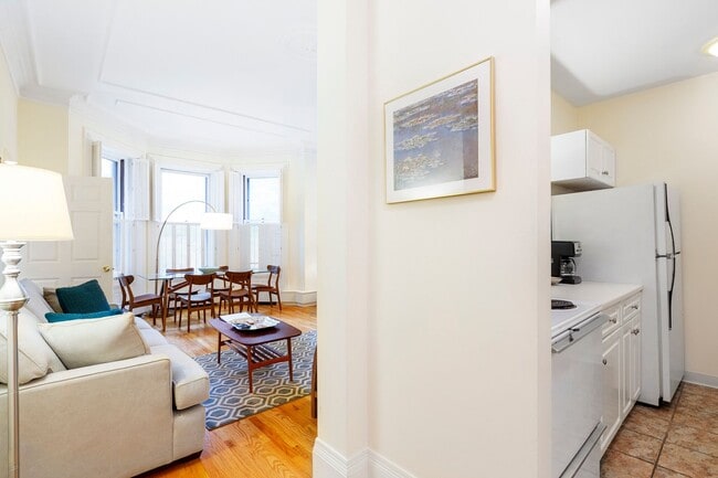 Photo - 396 Commonwealth Ave #3C Boston MA 02215