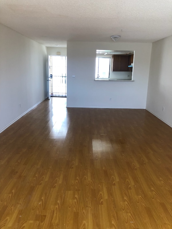 Building Photo - 330 Pioneer Dr