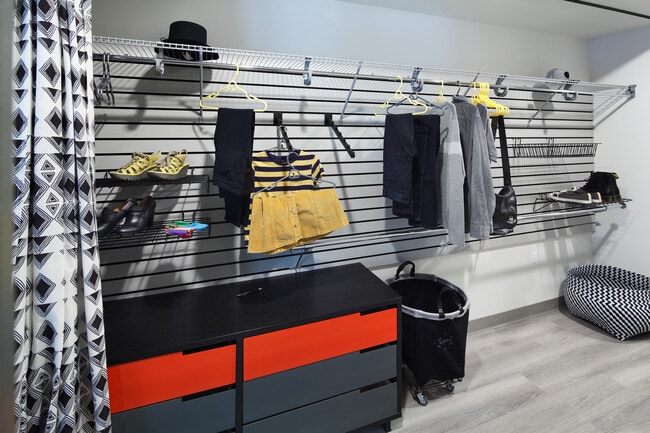 Walk-in Closet