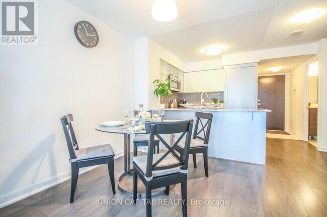 Photo - 5168 Yonge St Unité 1802