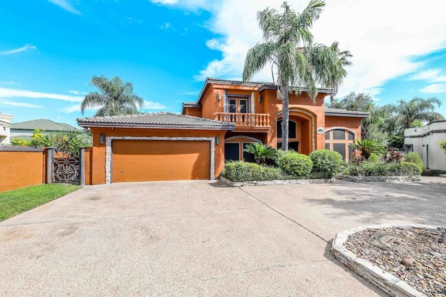 Building Photo - 503 W Avon Ct