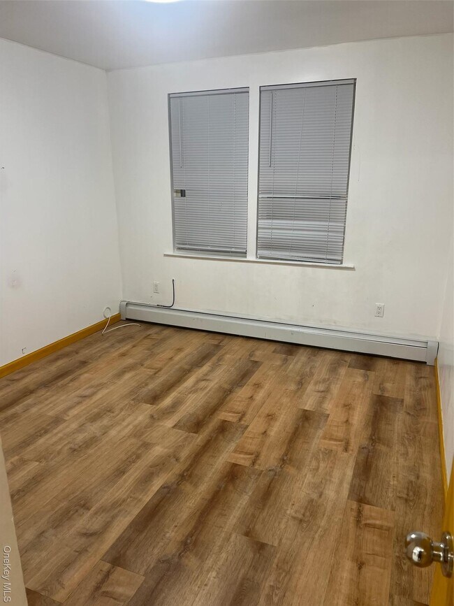 Photo - 170-11 Lithonia Ave Unidad 1