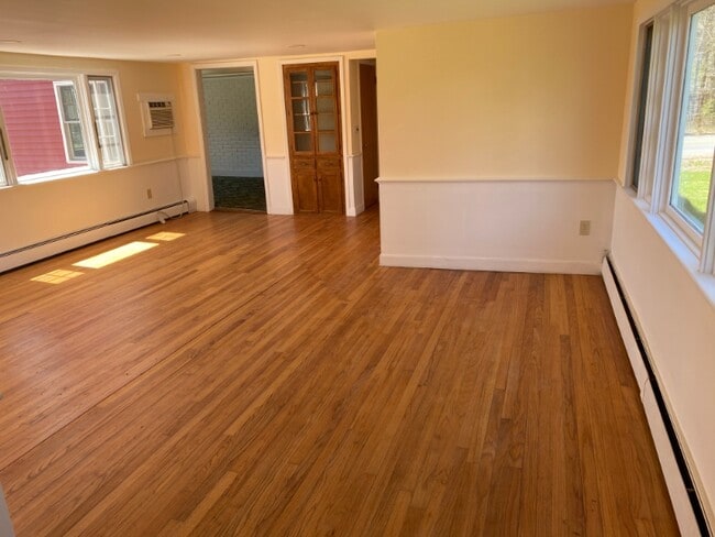 Photo - 469 River Rd Unit 1