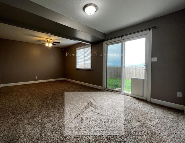 Photo - 3466 Foxridge Dr