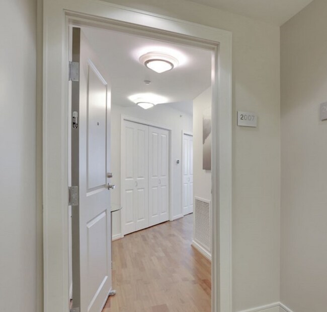 Photo - 819 Virginia St Unit 2007