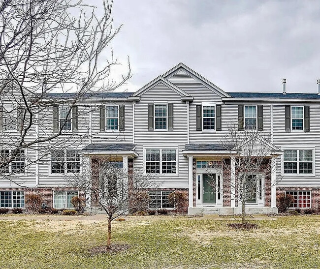 Building Photo - 5085 French Dr N