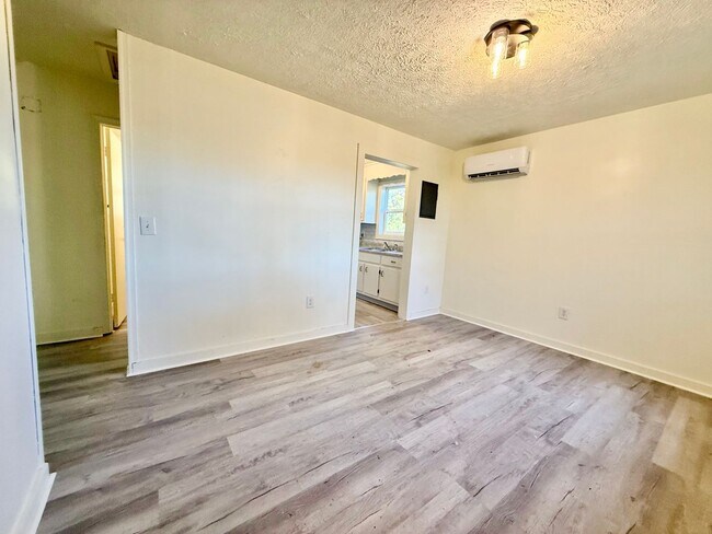 Photo - Updated 2-bedroom home close to Farmville