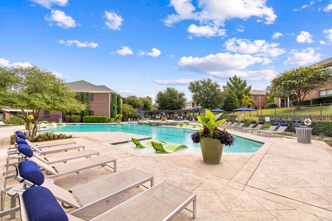 Photo - MAA Lowes Farm