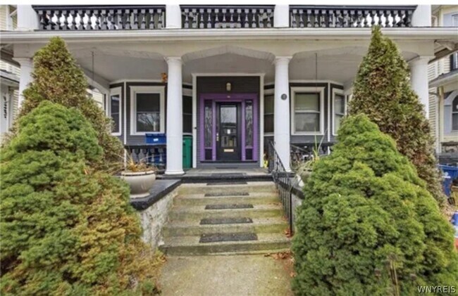 Photo - 37 Inwood Pl