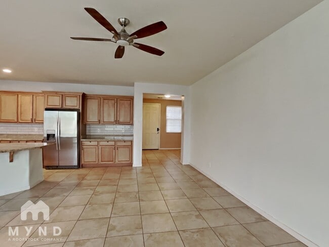 Photo - 2816 E Russell St