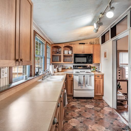 Photo - 1801B Shelby Ave