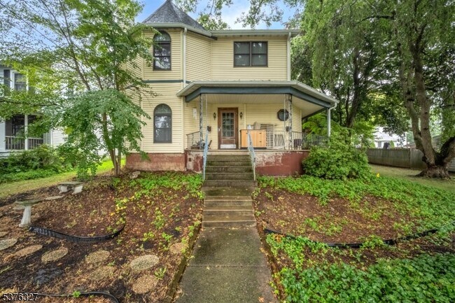 Photo - 86 W Stewart St Unidad A