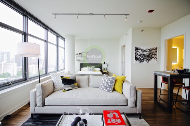 Photo - 247 W Chestnut St