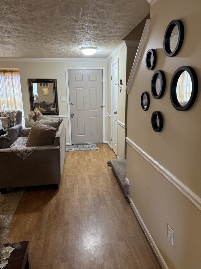 Photo - 7473 Wounded Knee Rd