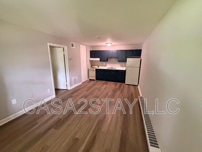 Building Photo - 2188 St Johns Pl Unit 2188