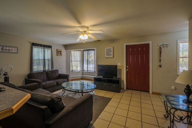 Photo - 1535 Cedar Shoals Dr Unit A