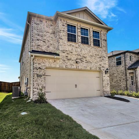 Photo - 824 Amenduni Ln