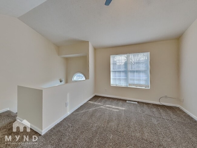 Photo - 5654 Old Wilkie Rd