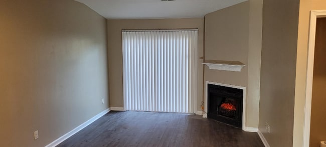 Photo - 1905 Peach Creek Ct Unidad B