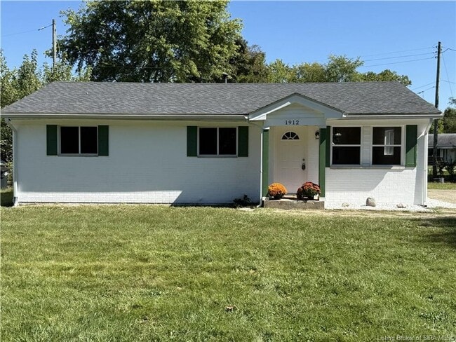 Building Photo - 3 bedroom 1.5 bath house for rent