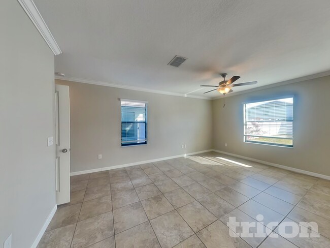 Photo - 14812 Crescent Rock Dr