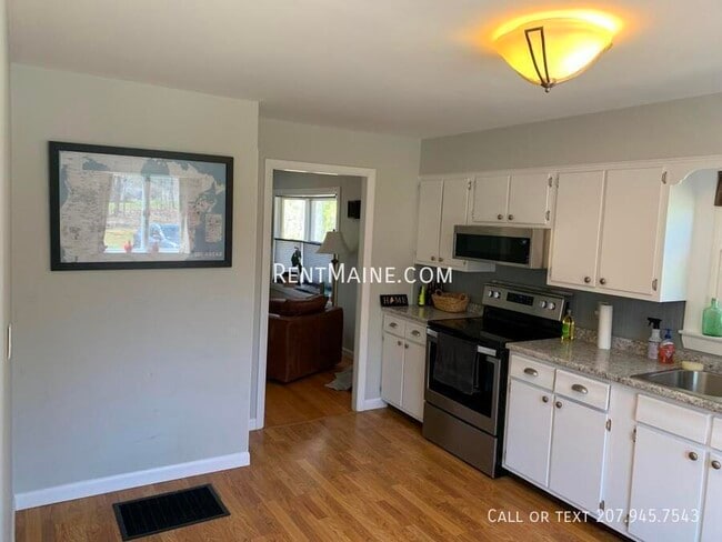 Photo - 1844 Essex St