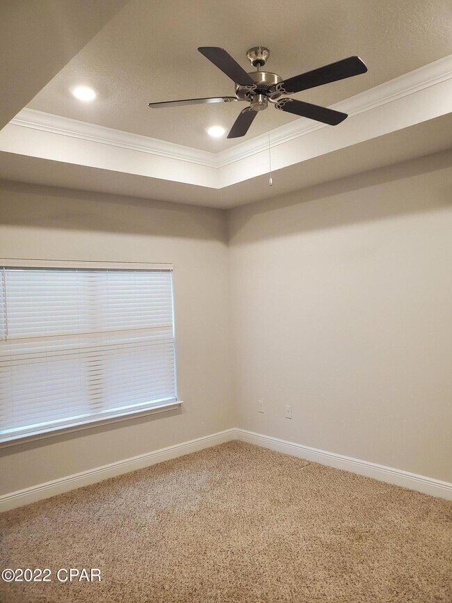 Photo - 326 Emerald Cove St