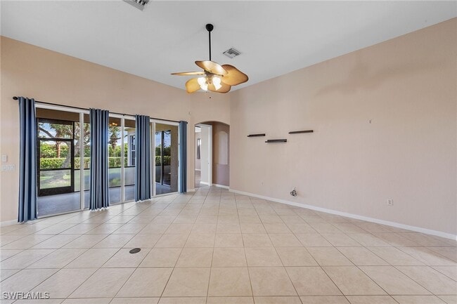 Photo - 5537 Whispering Willow Way