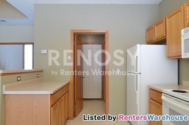 Photo - 7458 Derby Ln
