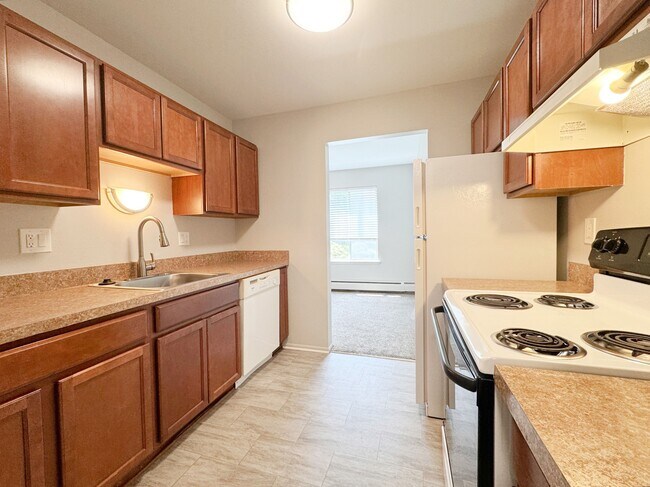 Harvard House Apartments
