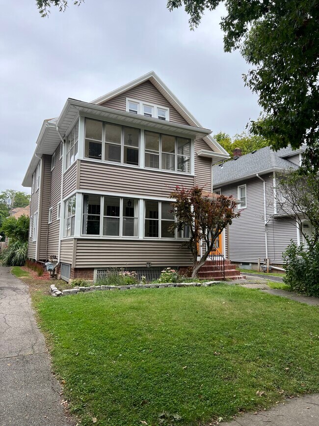 Photo - 204 Genesee Park Blvd Unit Lower