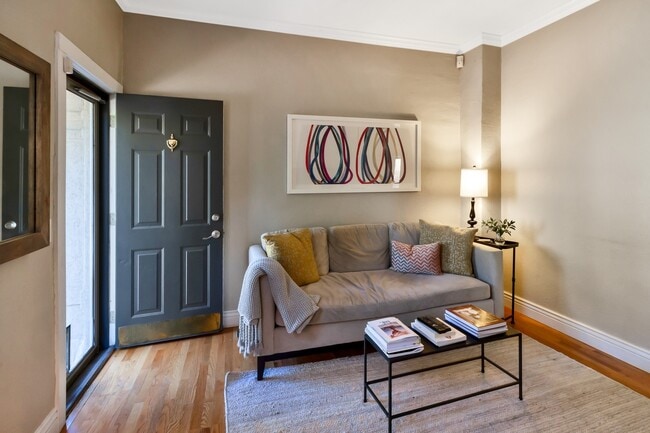 Photo - 2498 W Argyle Pl