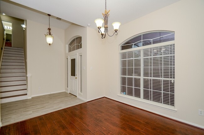 Photo - 5910 Llano Creek Dr