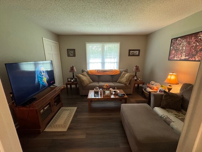 Photo - 309 Pleasant Dr