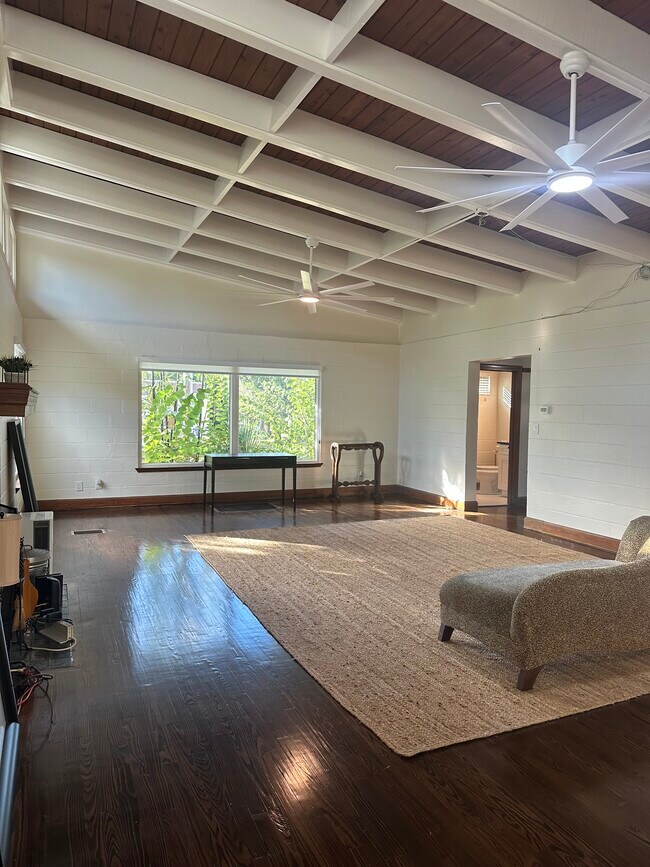 Photo - 693 Chestnut St