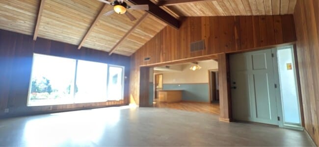 Photo - 795 E College St