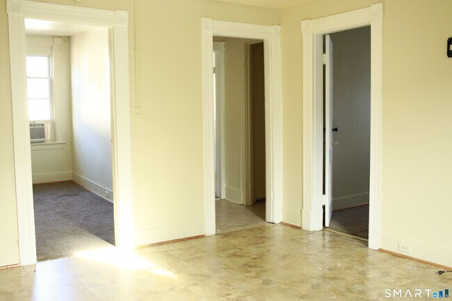 Photo - 175 Chestnut Ave