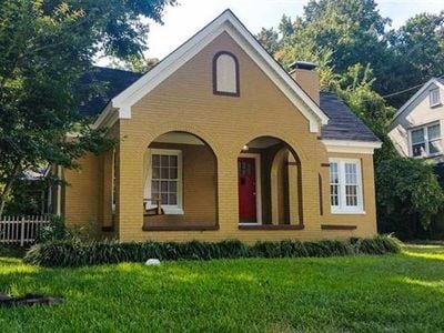Photo - 1303 S Sneed Ave